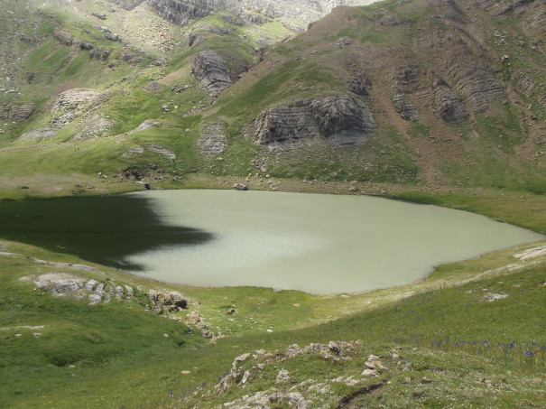 Ibón de Iserias 